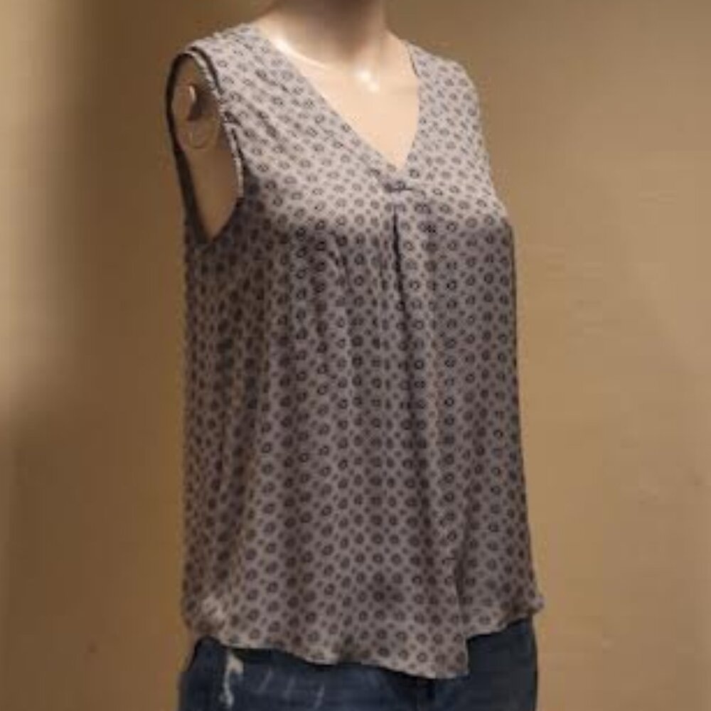 Rose & Olive taupe high-low v-neck lightweight loosefit tank blouse - Size Small